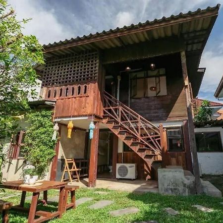 Nearthepark Backpack House Pansiyon Chiang Mai Dış mekan fotoğraf